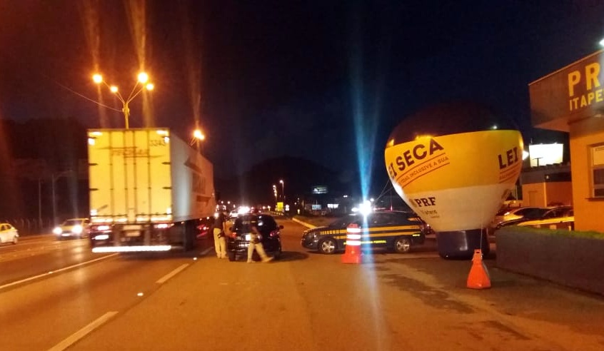 Mais de cinco mil condutores pegos no bafômetro nas rodovias federais de SC
