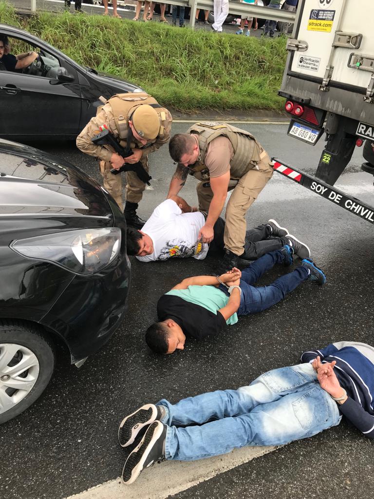 Quadrilha que assaltou joalheria em Jaraguá do Sul é  presa em Itajaí