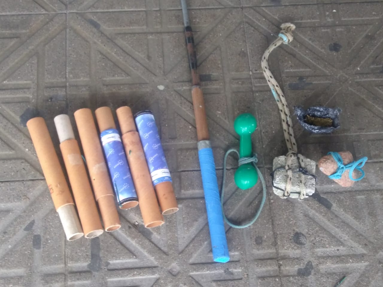 Torcedores são detidos com morteiros e soco inglês antes do clássico, em Florianópolis