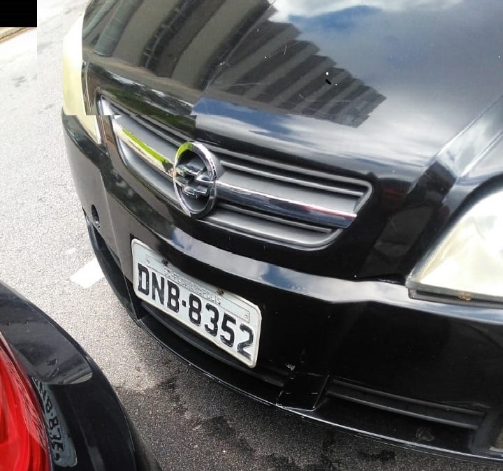 Assaltantes rendem motorista e levam carro no Norte da Ilha.