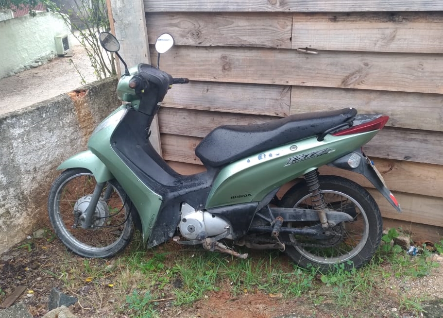 PM recupera motoneta furtada no Ribeirão da Ilha, Florianópolis