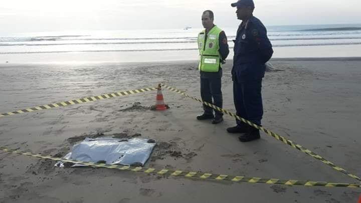 Bebê afogado na Praia do Pontal em Navegantes, SC