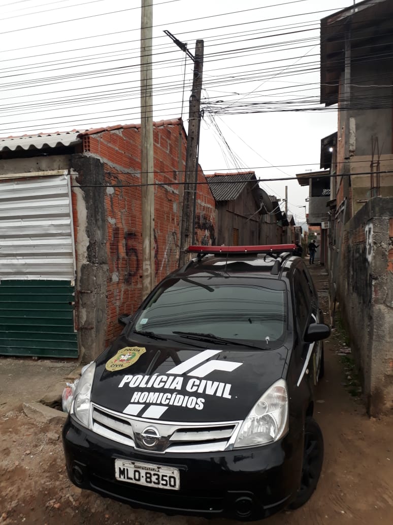 Suspeito de homicídio é preso no Papaquara, Florianópolis