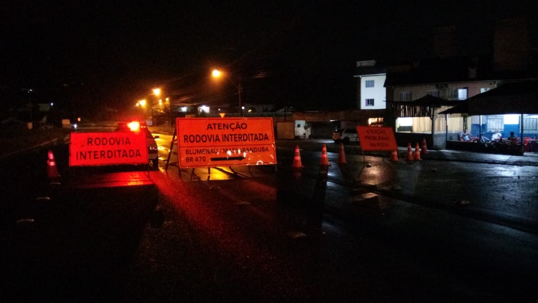 Defesa Civil interdita trecho da SC-108 em Guaramirim