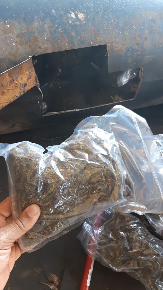 Maconha e crack estavam em compressores de ar