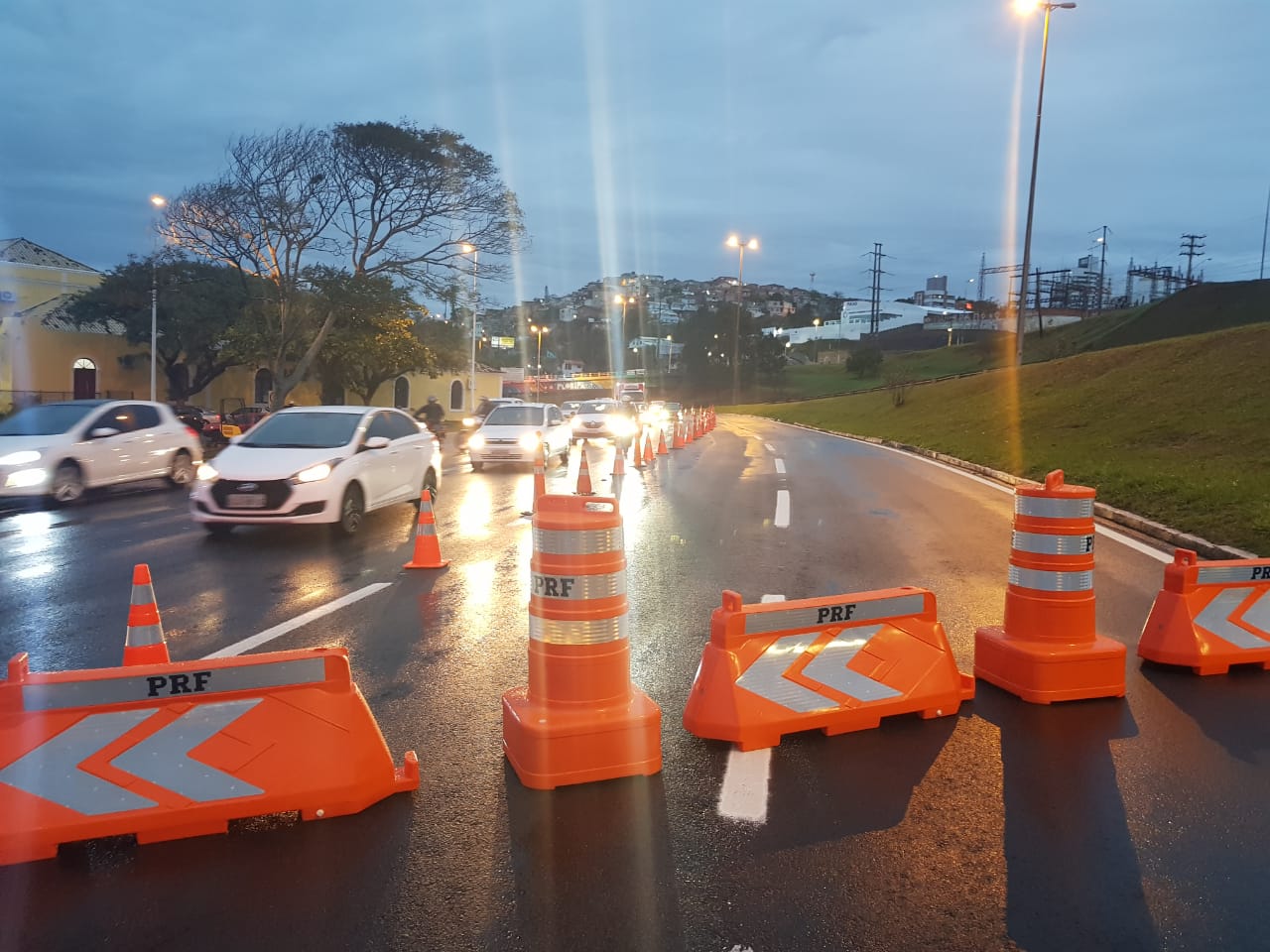 Ponte Colombo Salles, em Florianópolis, é fechada para reforma