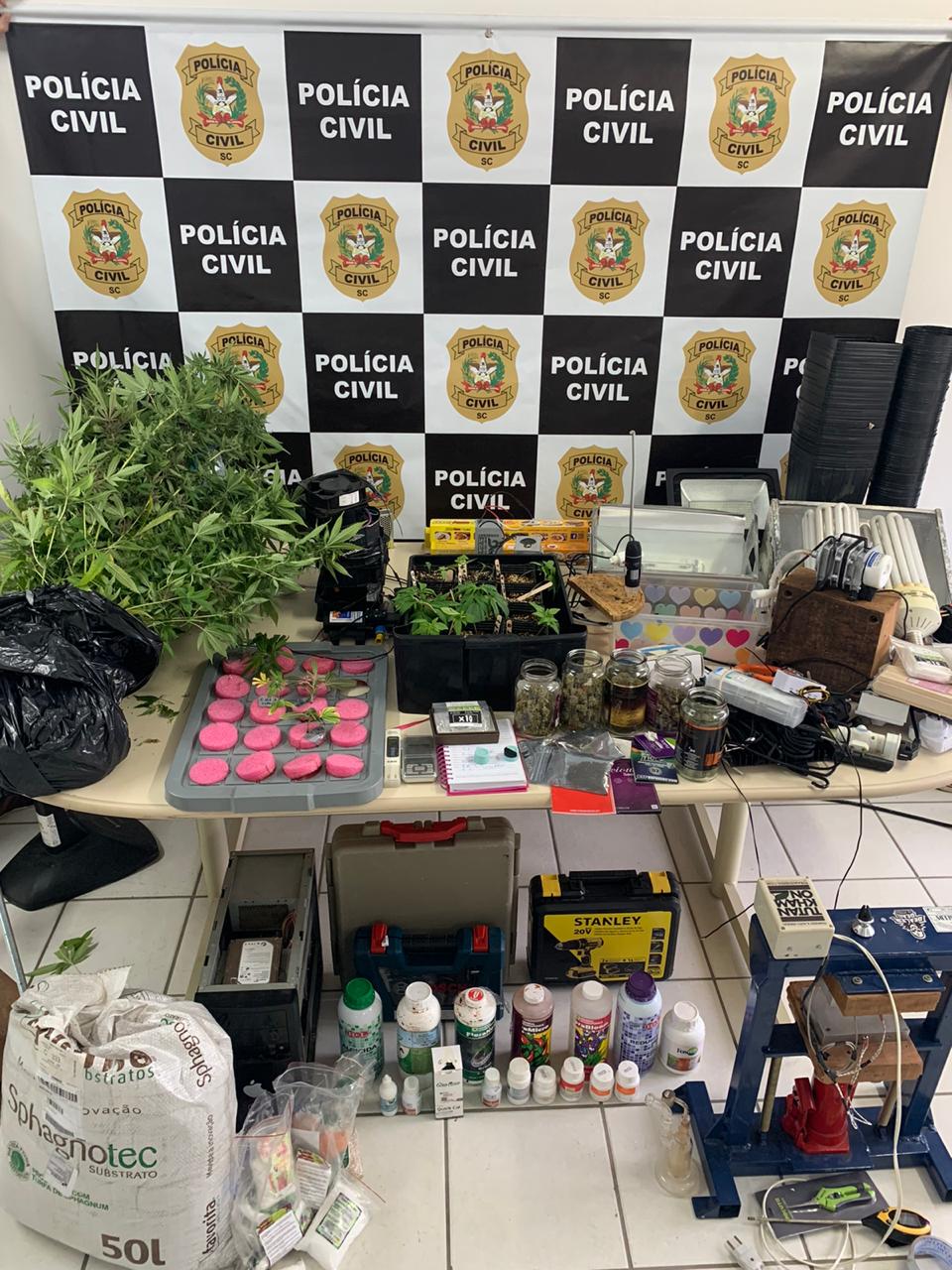 Ao investigar furto de energia, polícia acha laboratório de drogas