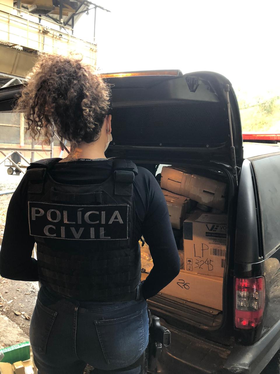 Polícia queima 700kg de maconha em São José