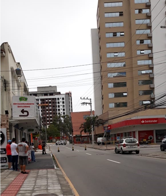 Alarme falso de assalto interdita banco e rua em Florianópolis