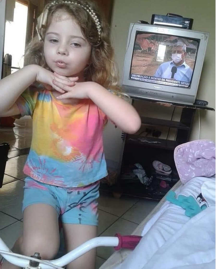 Menina roubada da mãe em Palhoça continua desaparecida