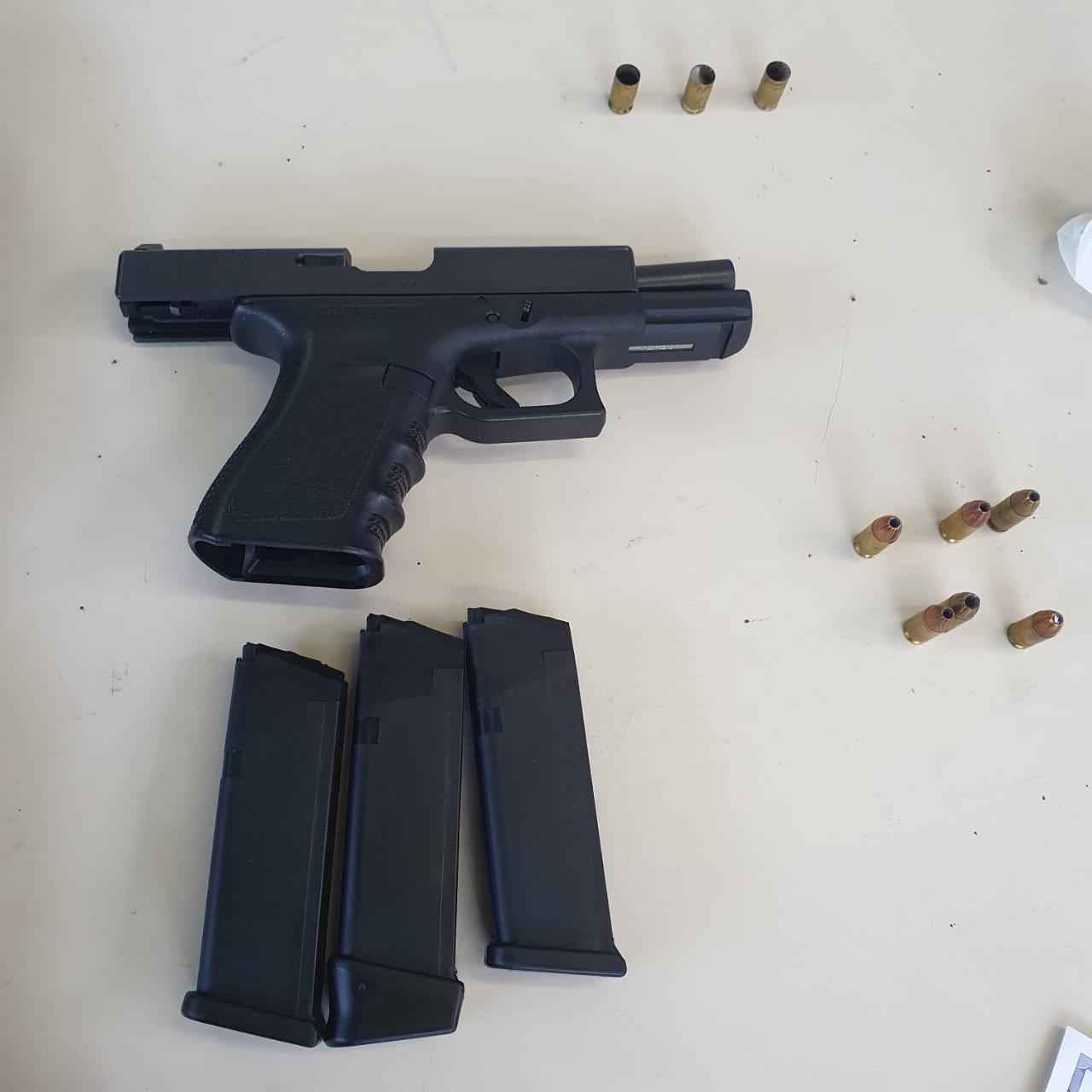 Fim de linha para bêbado que efetuava disparos na praia