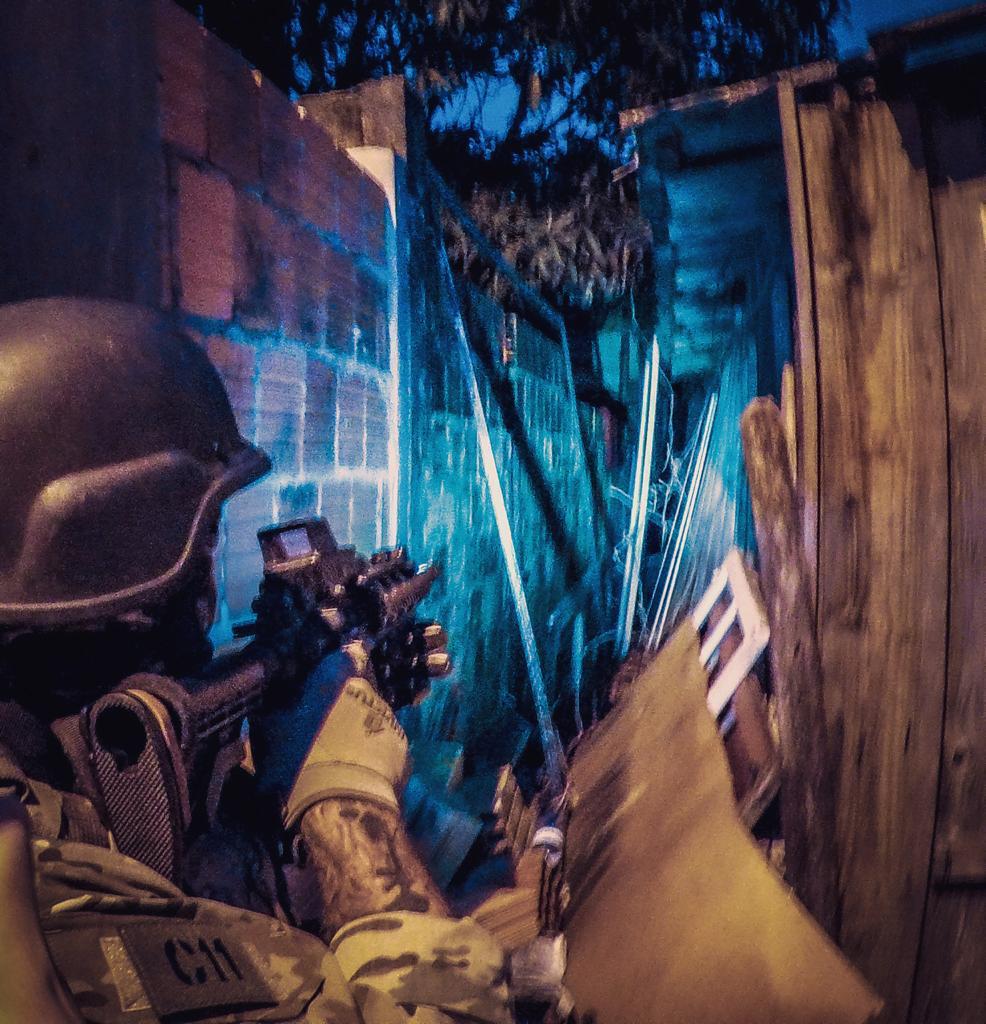 Combate em ambientes confinados