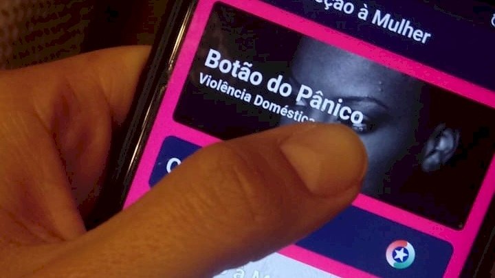 Mulher aciona botão do pânico e agressor é preso no litoral de SC