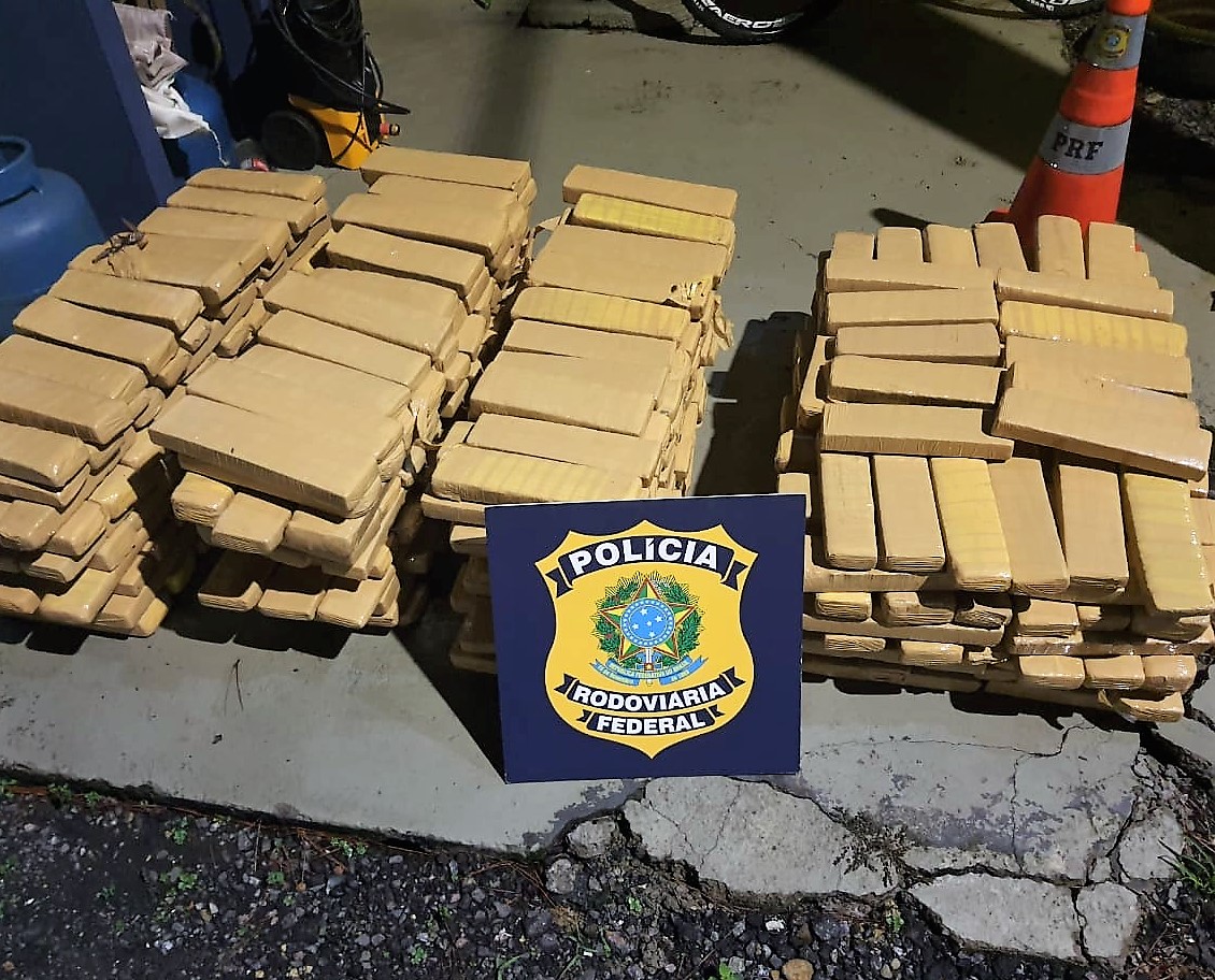 PRF retira mais de 300kg de maconha do mercado consumidor